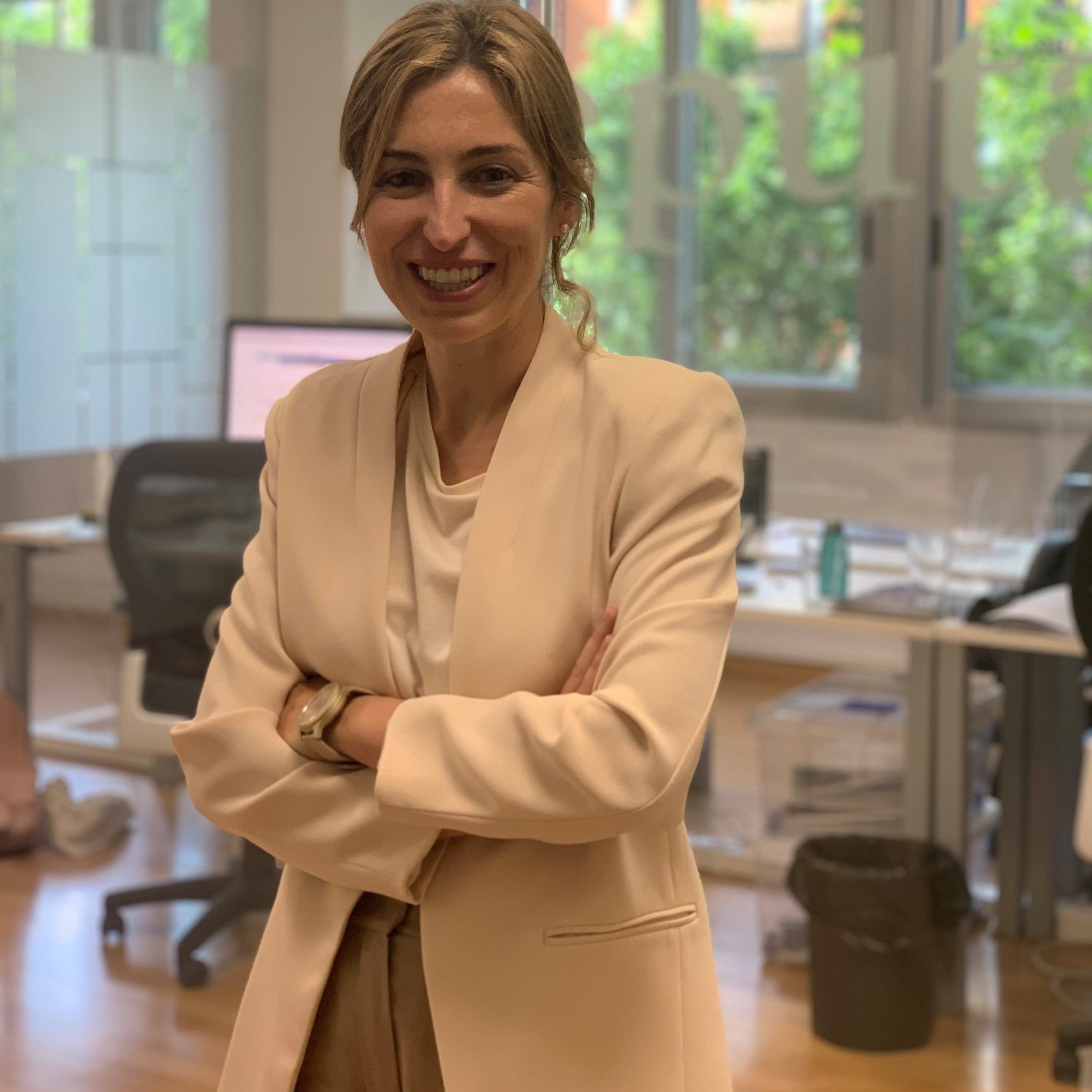 Palestrante - Dr. Clara Fontán